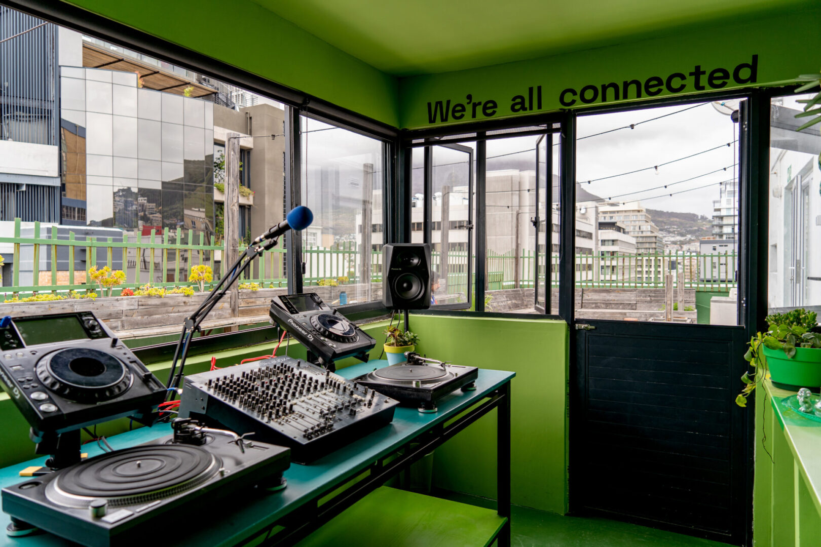 Making The Other Radio Again