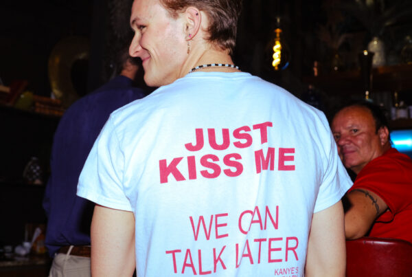 Speed dater at Bad Manors