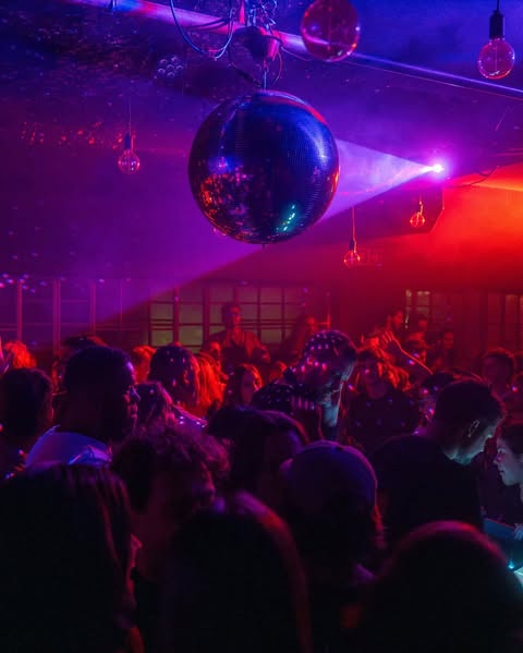 BAZIQUE WINTER WAREHOUSE