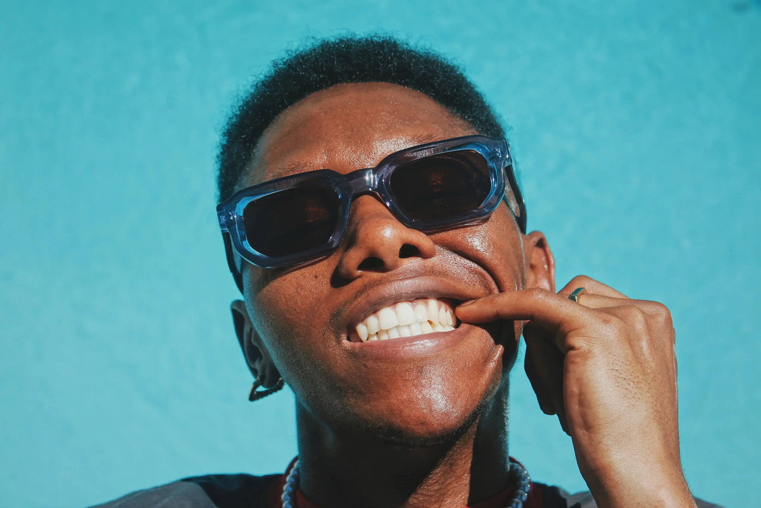 LUUKHANYO - LUCKY UU